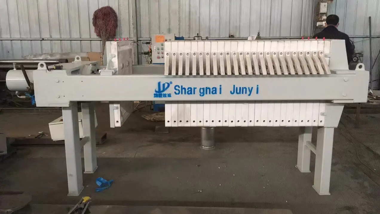 Chamber filter presses are used to filter clean water for textiles