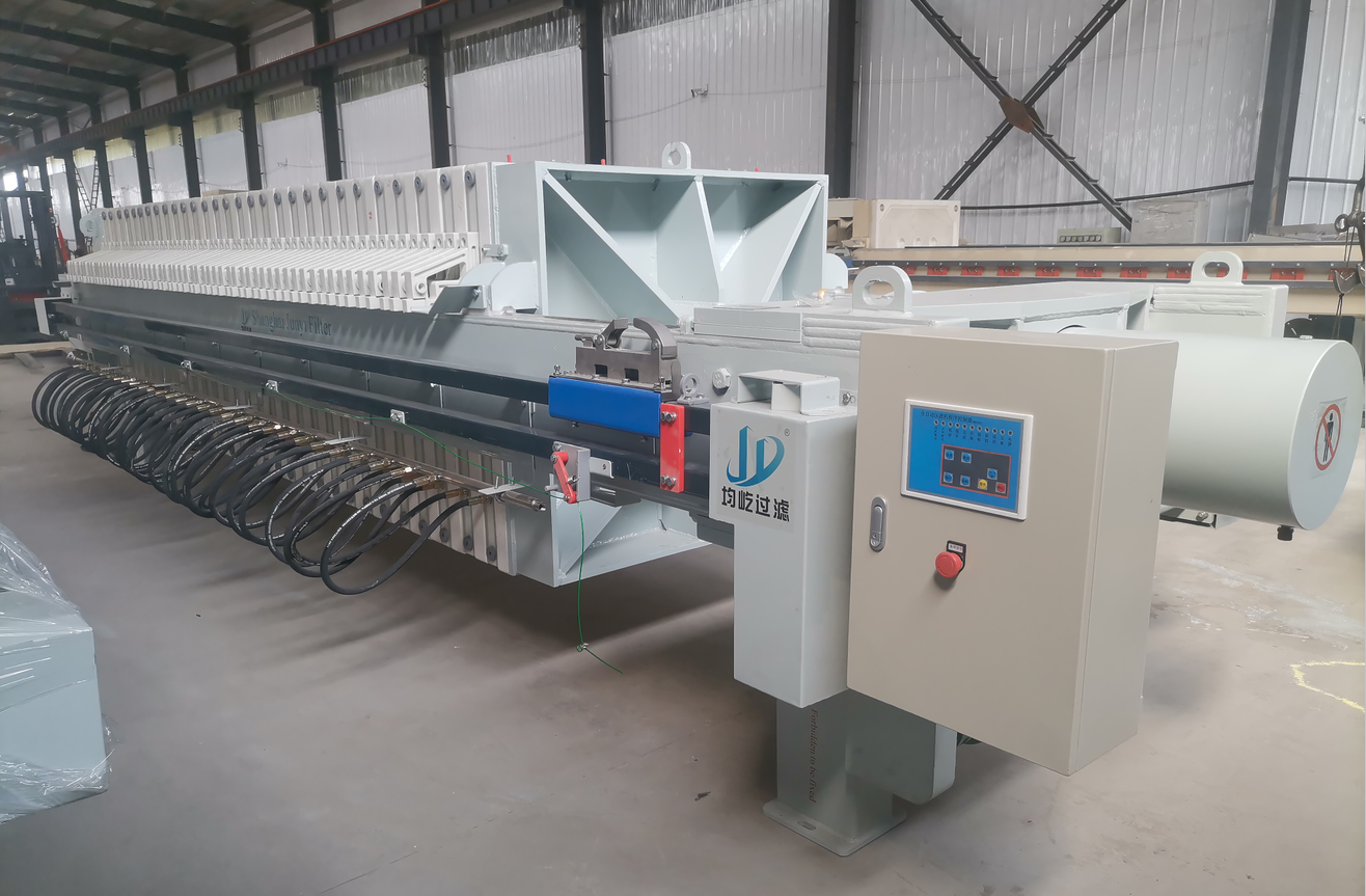 Diaphragm filter presses help improve the dewatering efficiency of phosphate slurry